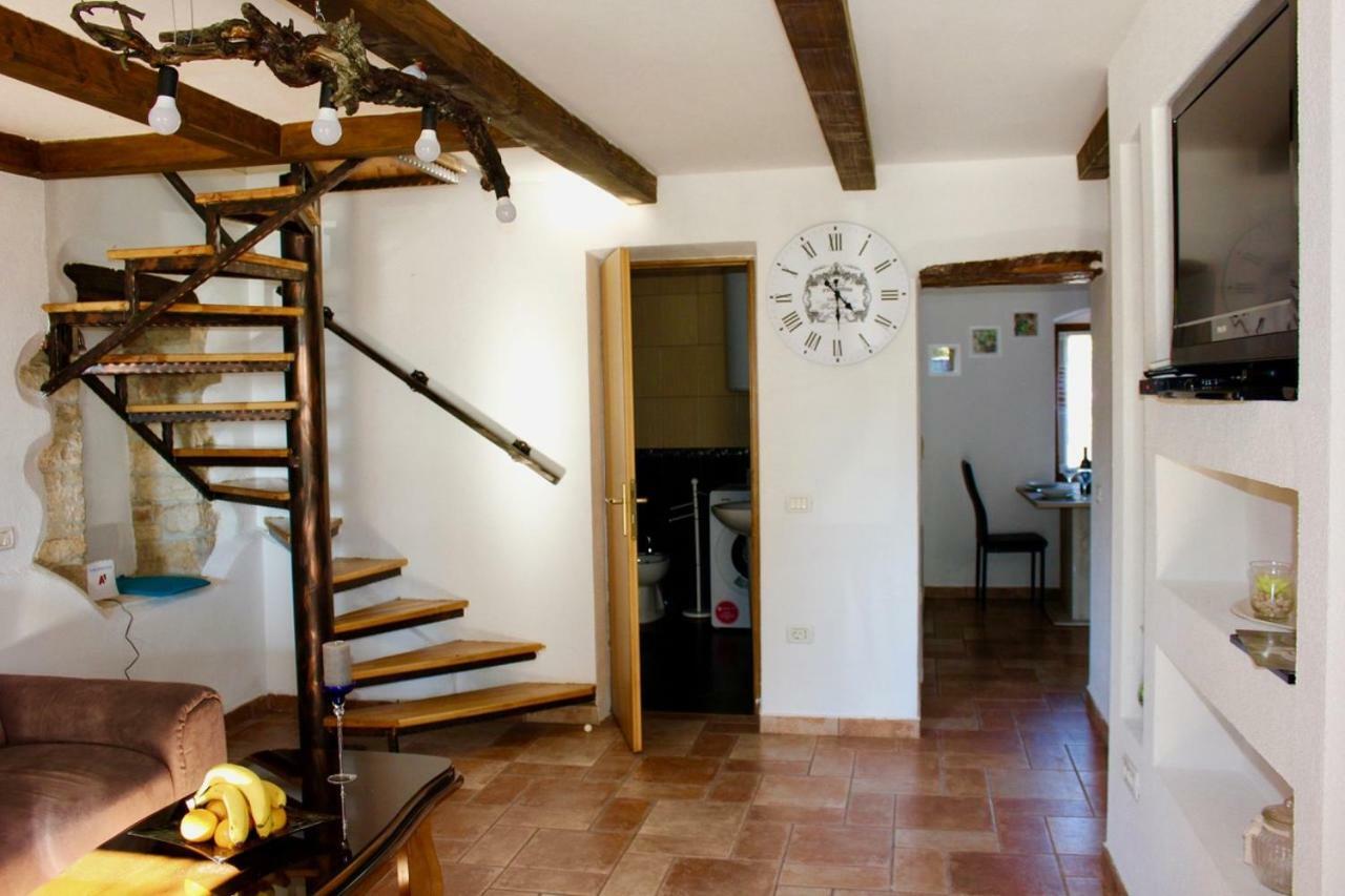 Kuca Za Odmor Luna Buje Exterior photo